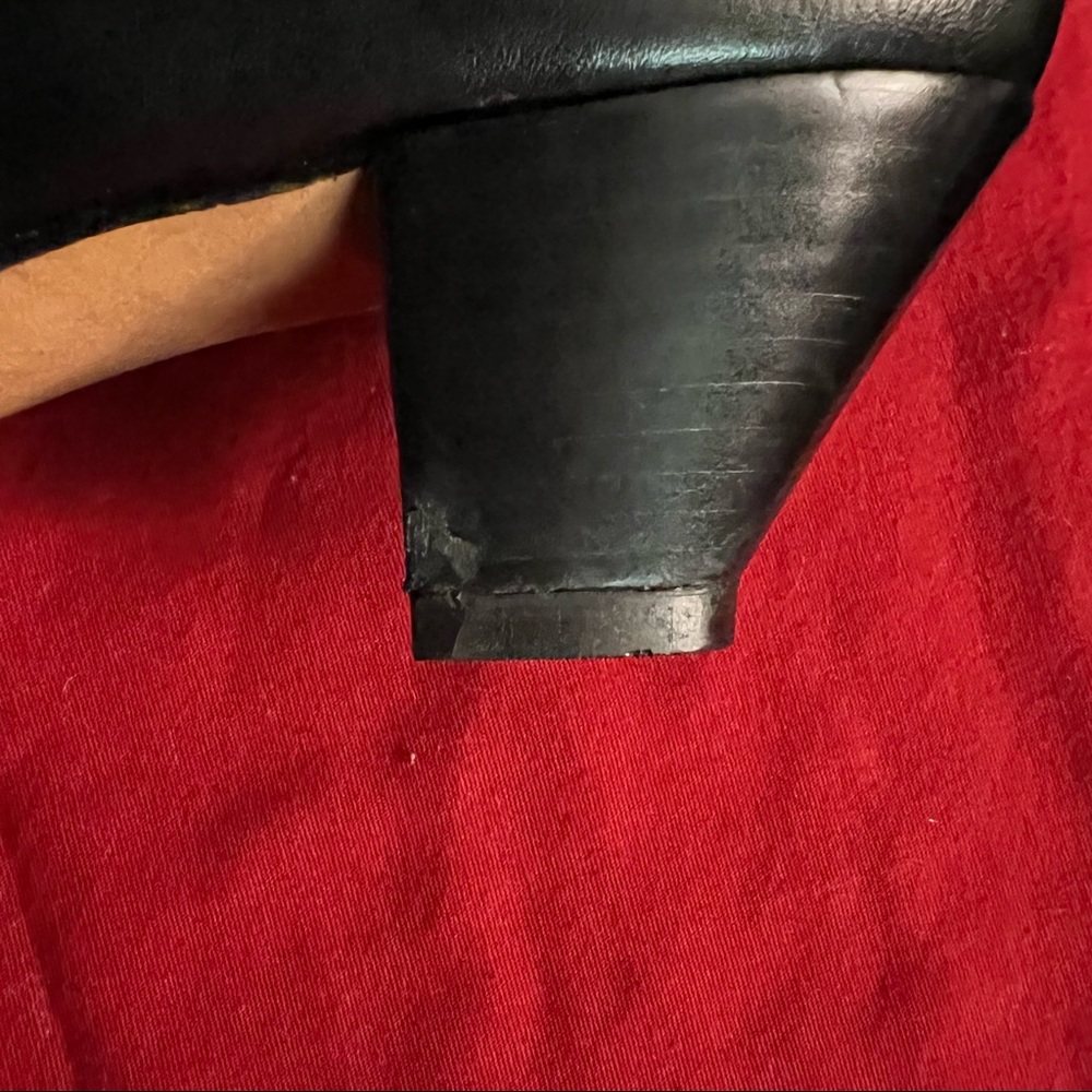 Vintage Gucci Pumps - Picture 7 of 9
